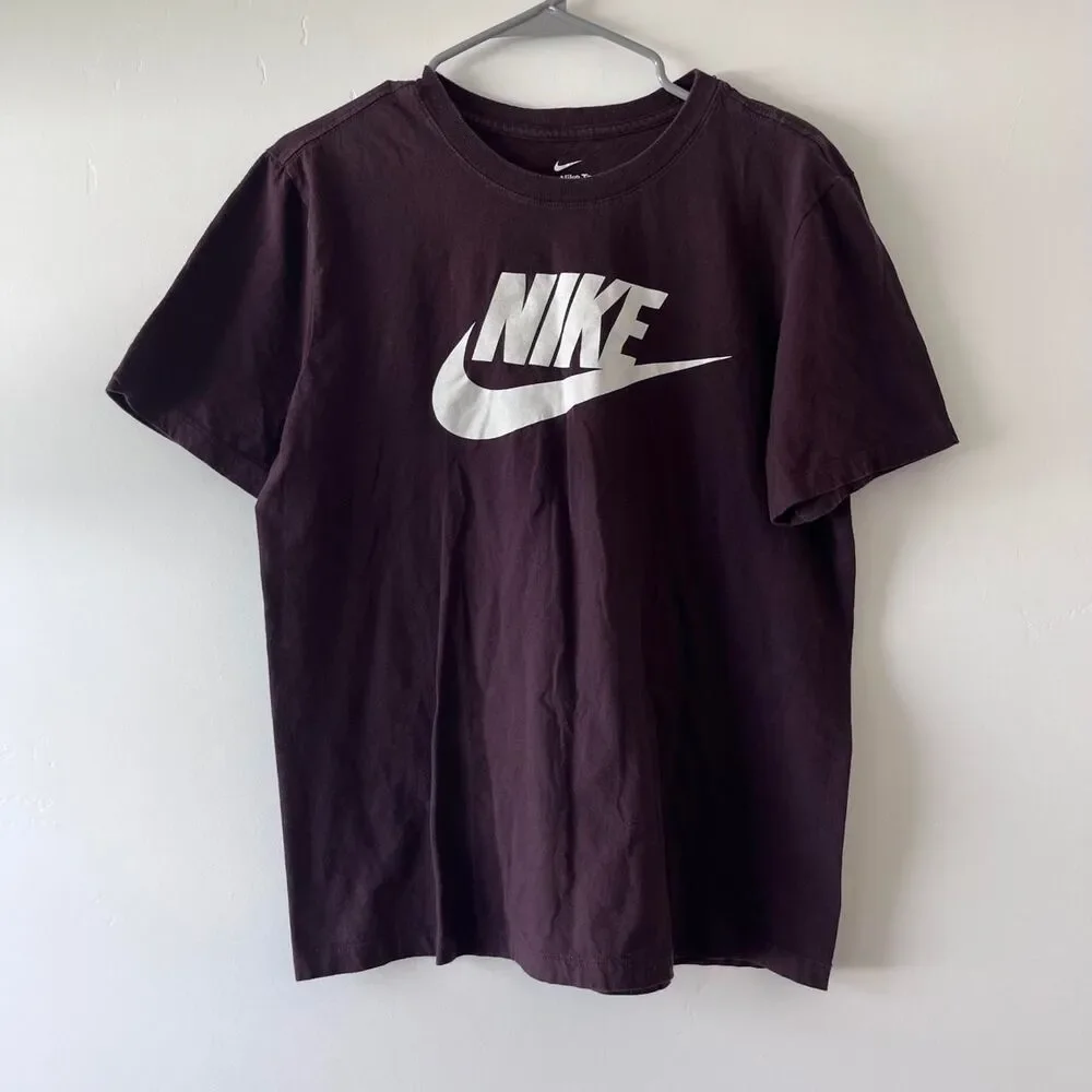 Nike Men's Brown and Purple T-shirt